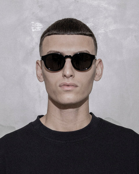 Dan - Black